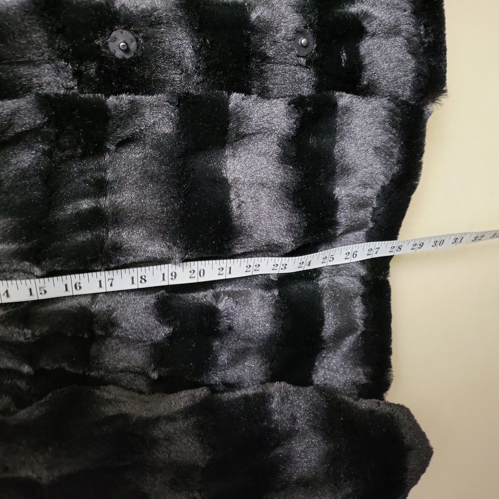 Dennis Basso Faux Fur Coat - Picture 4 of 4